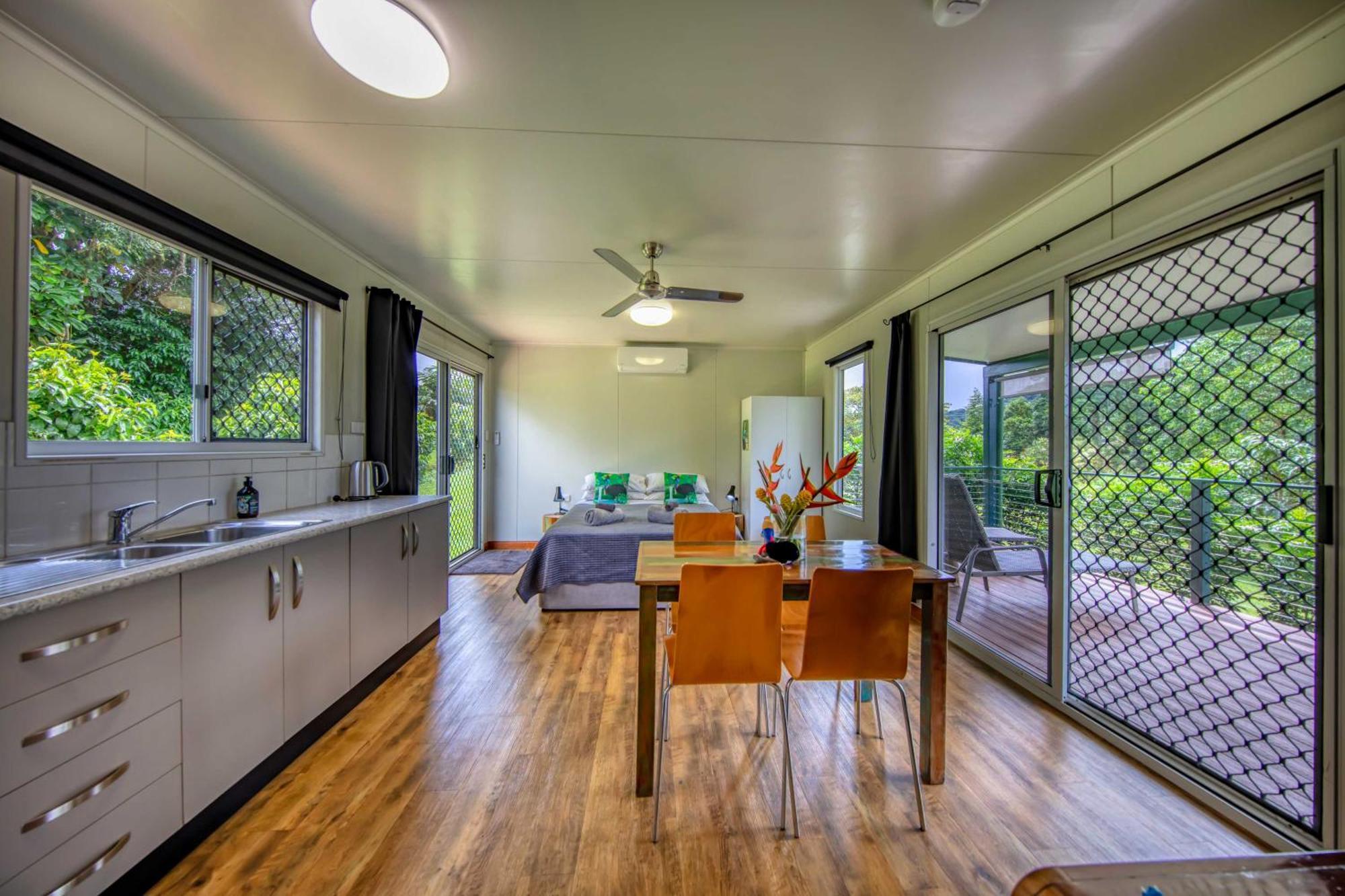 Mena Creek Flower House Exterior foto